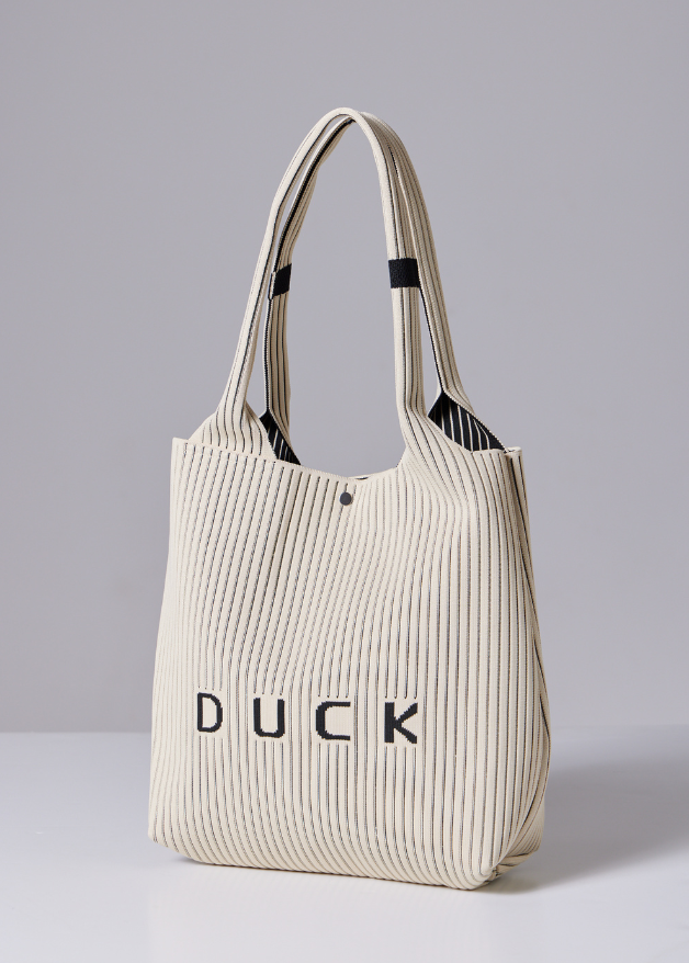 Duck Apparel White Bucket Bag