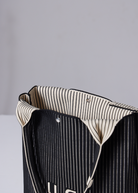 Duck Apparel Signature black Bucket Bag