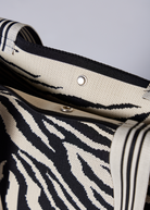 Duck Apparel Zebra Bucket Bag