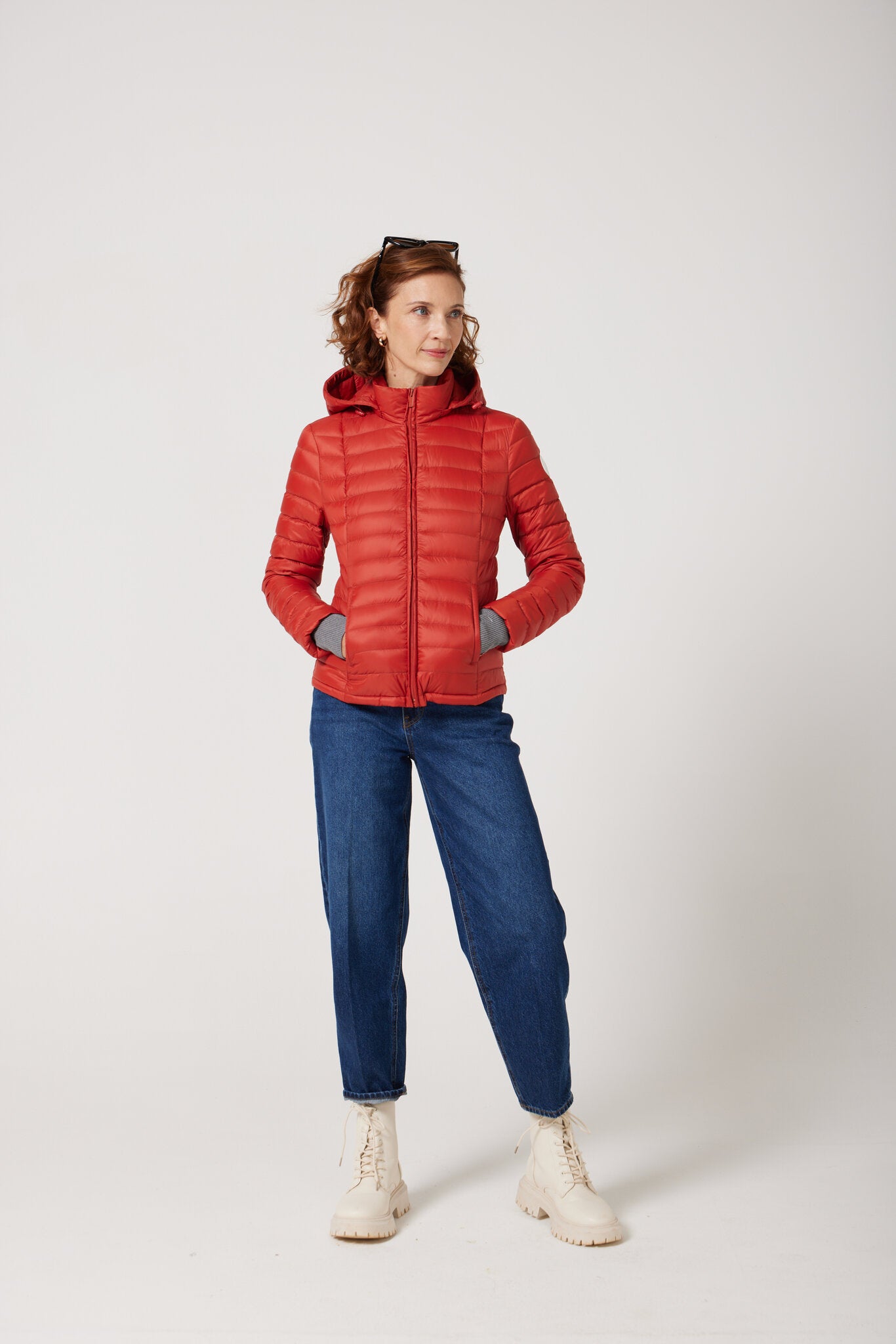 Women’s Rust Classic Jacket™ in bold red, lightweight puffer jacket for casual wear and versatile outerwear in South Africa