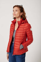 Women’s Rust Classic Jacket™ in bold red, lightweight puffer jacket for casual wear and versatile outerwear in South Africa