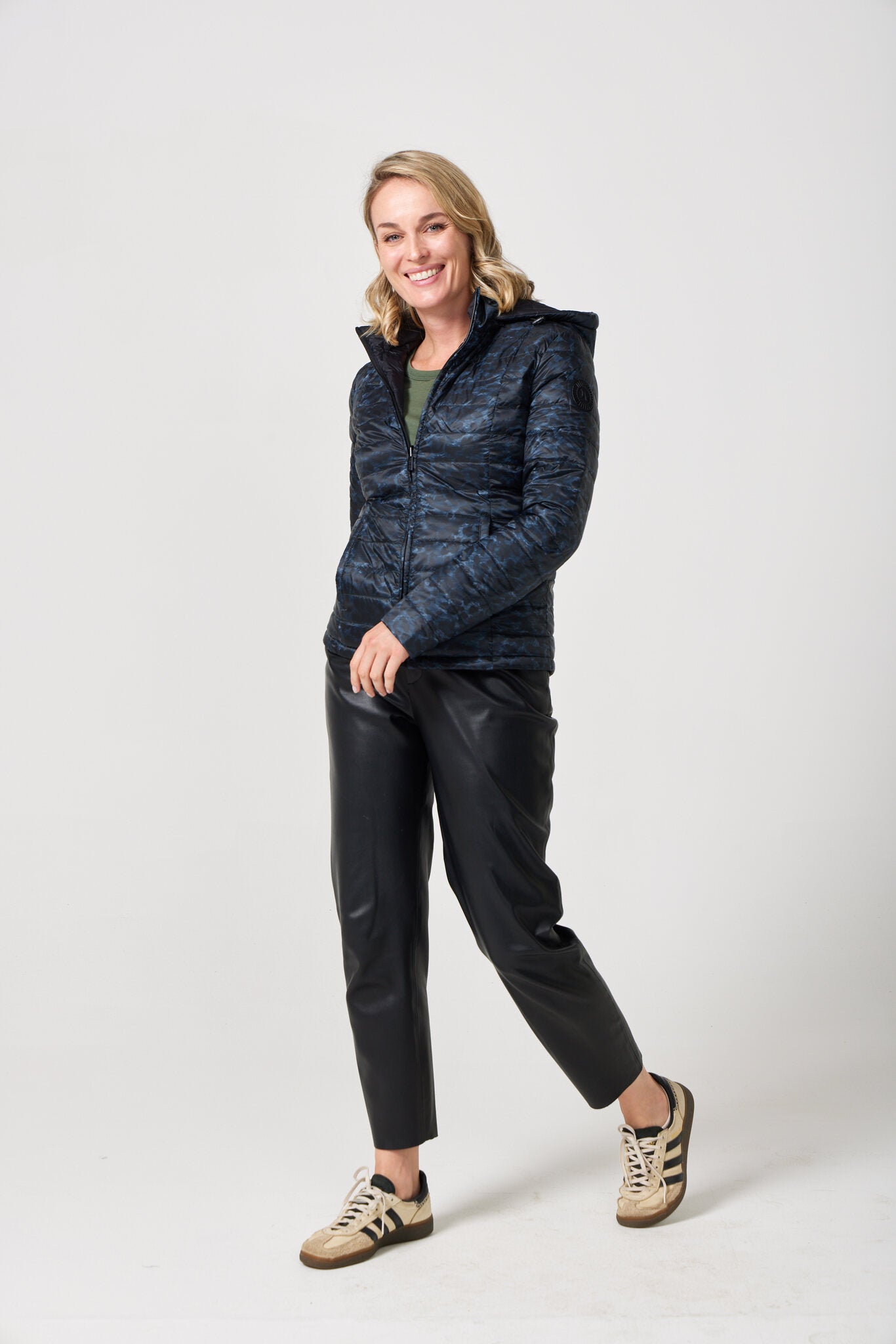 Women’s reversible black and printed puffer jacket, lightweight and versatile for layering in South Africa — Midnight x Panther Classic Jacket™