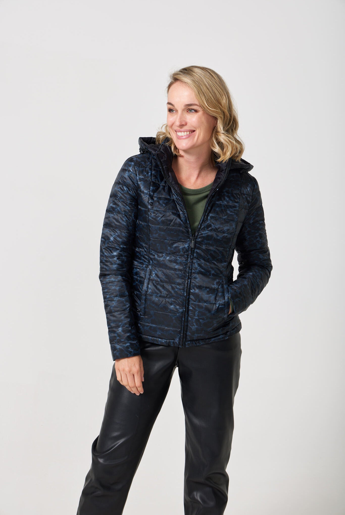 Women’s reversible black and printed puffer jacket, lightweight and versatile for layering in South Africa — Midnight x Panther Classic Jacket™