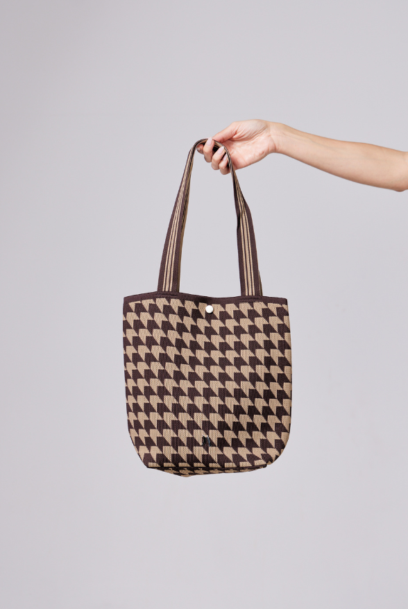 Duck Apparel Brown Houndstooth Bucket Bag