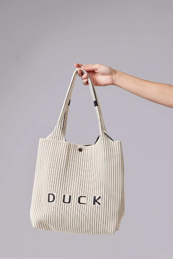 Duck Apparel White Bukcet Bag