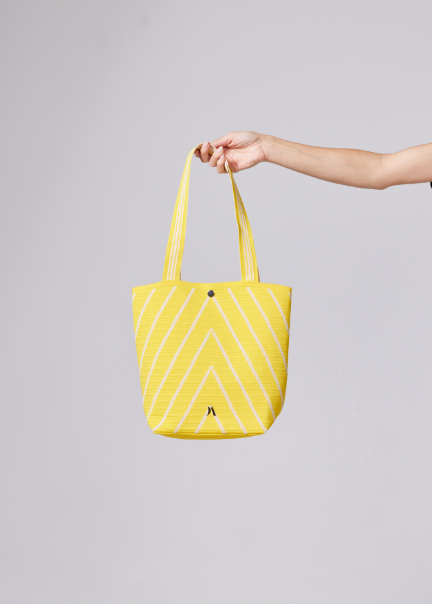 Duck Apparel Yellow bucket bag