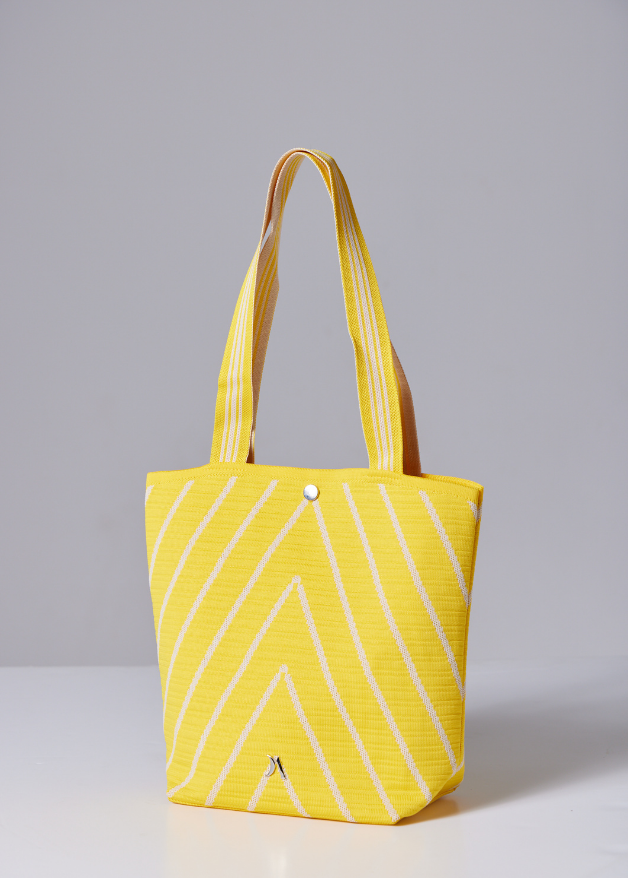 Duck Apparel Yellow bucket bag