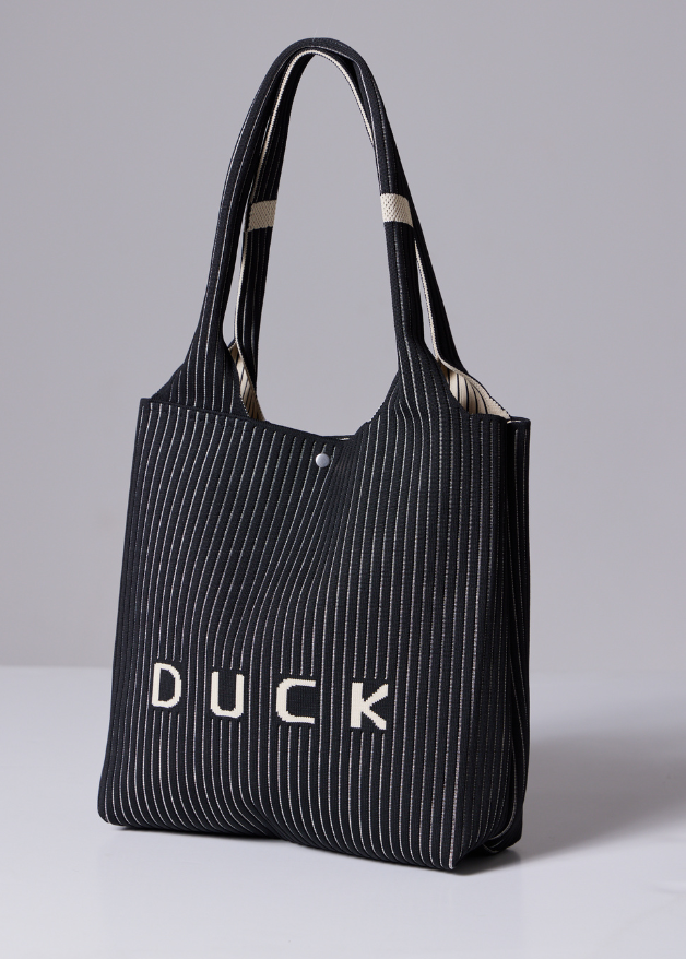 Duck Apparel Signature black Bucket Bag