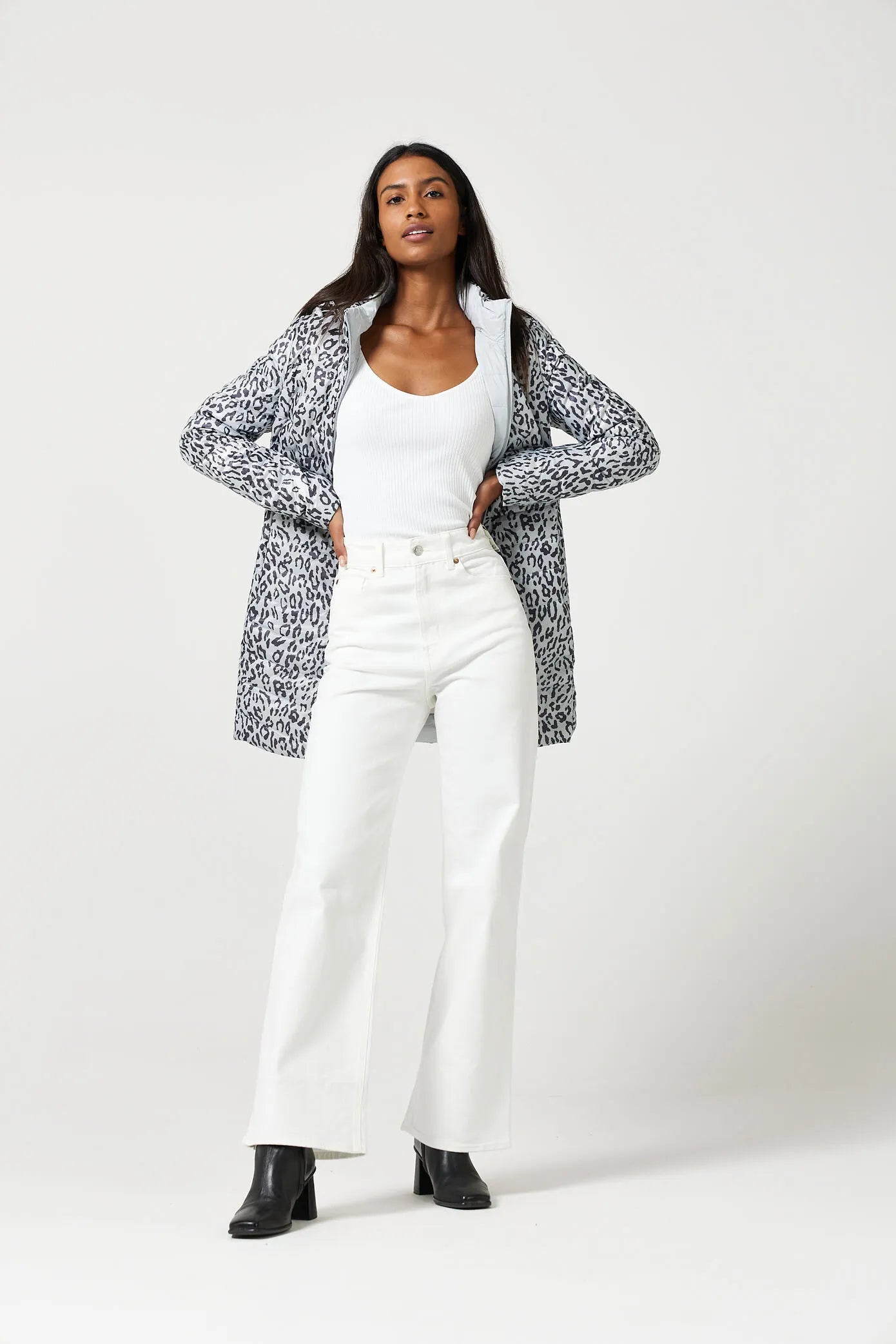 Women’s long Jaguar print parka in grey and white, lightweight insulated winter coat with hood and side pockets from Duck Apparel South Africa